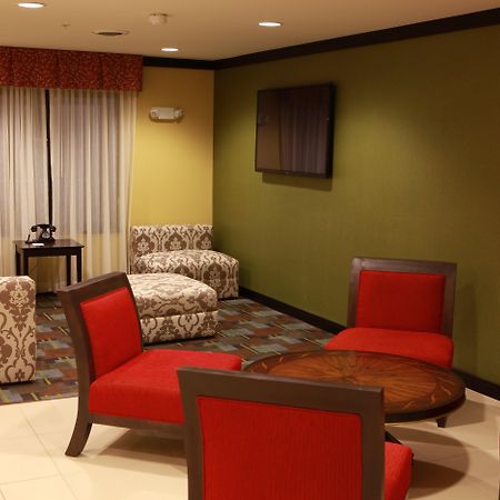Holiday Inn Express And Suites Detroit North-Troy By Ihg Εξωτερικό φωτογραφία
