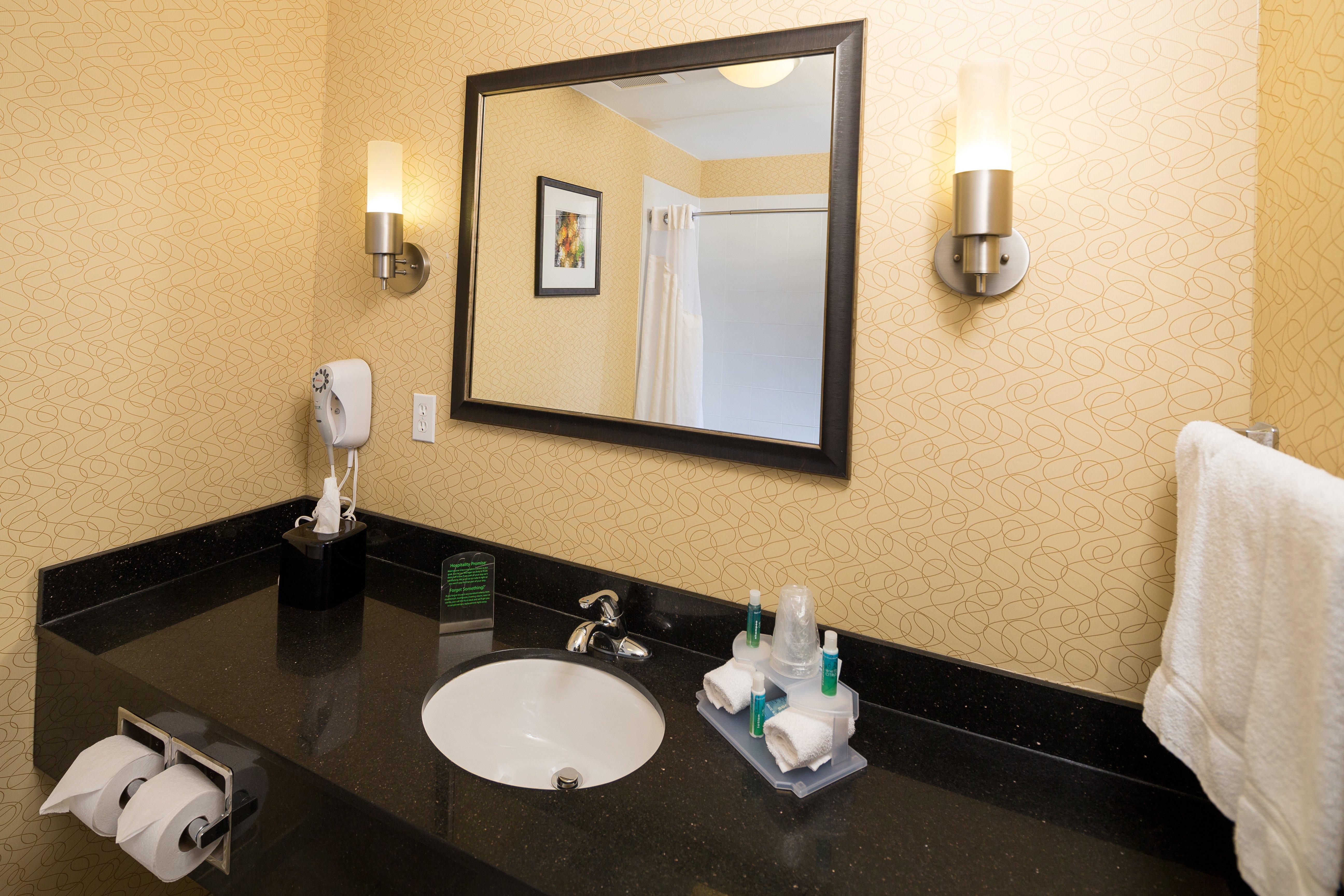 Holiday Inn Express And Suites Detroit North-Troy By Ihg Εξωτερικό φωτογραφία