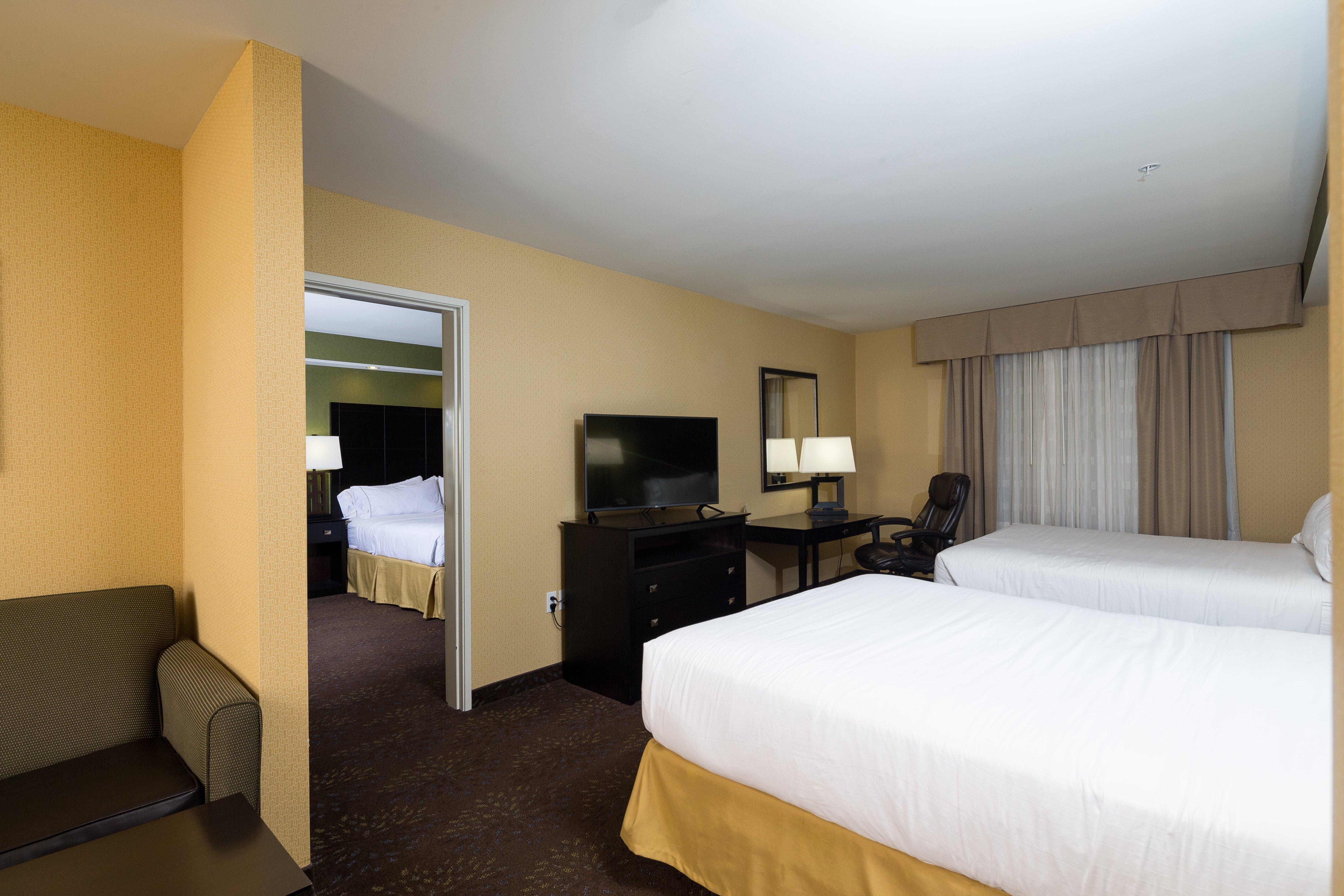 Holiday Inn Express And Suites Detroit North-Troy By Ihg Εξωτερικό φωτογραφία