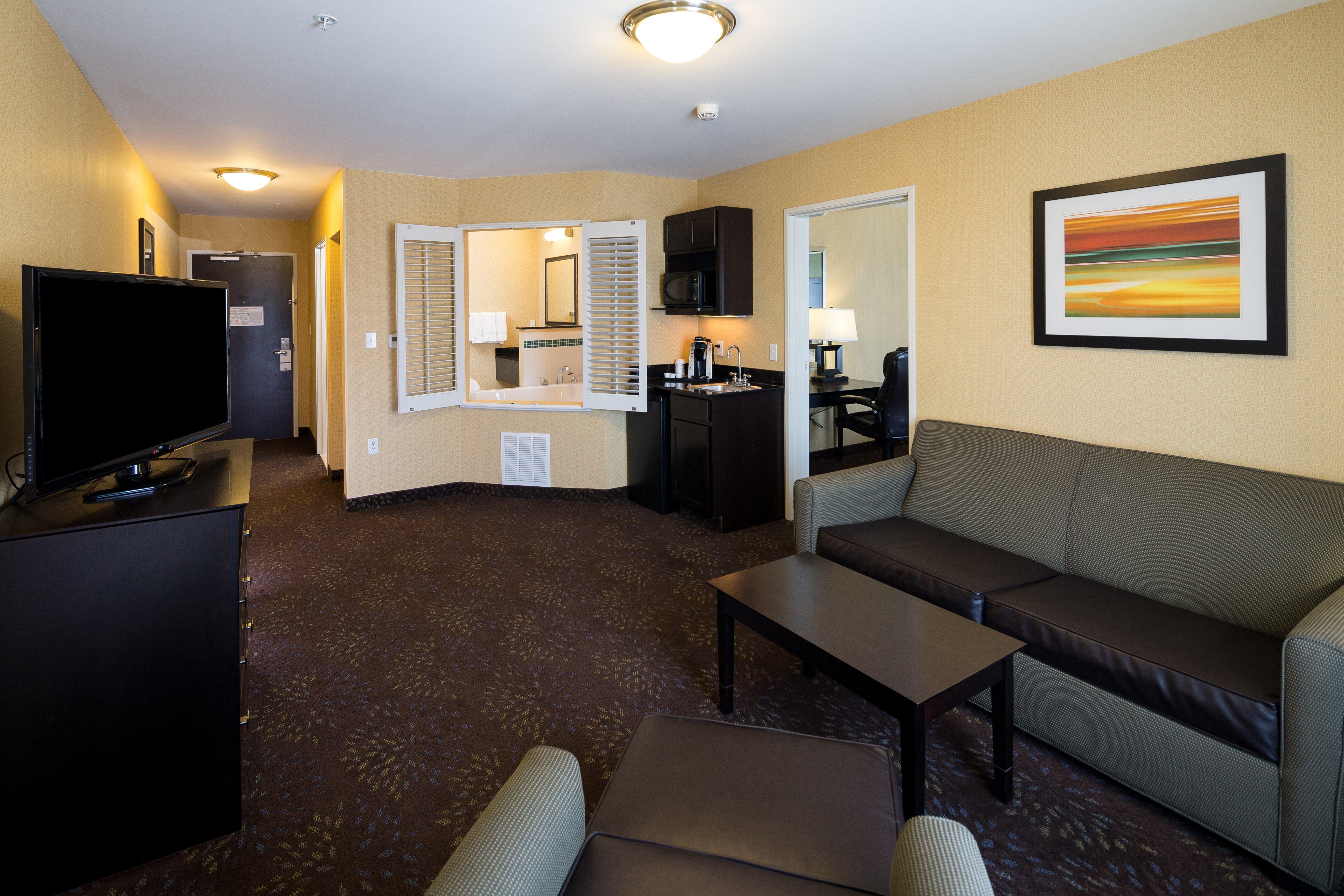 Holiday Inn Express And Suites Detroit North-Troy By Ihg Εξωτερικό φωτογραφία